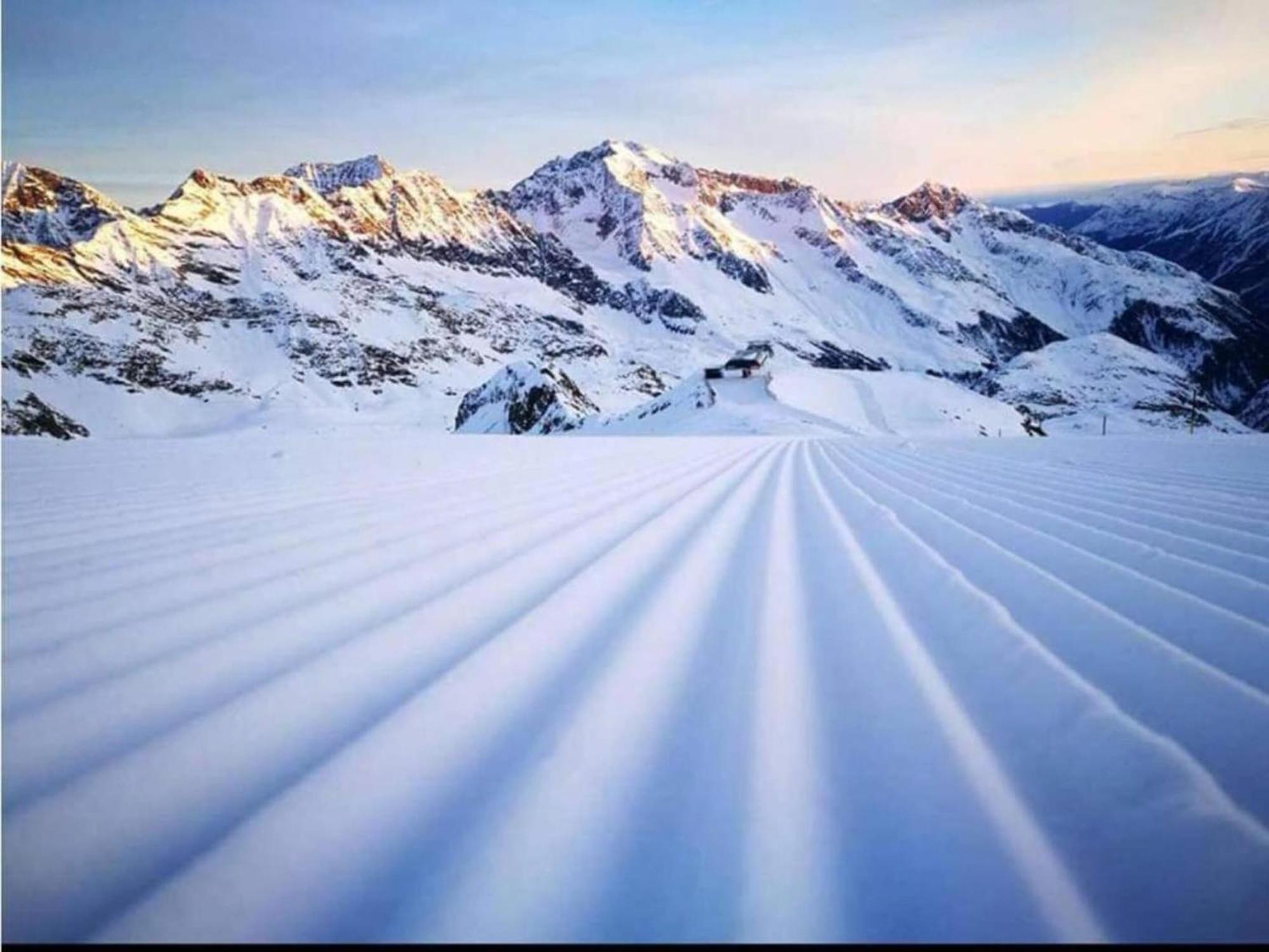 Apartment In The Stubai Valley With A Balcony ノイシュティフト・イム・シュトゥーバイタール エクステリア 写真